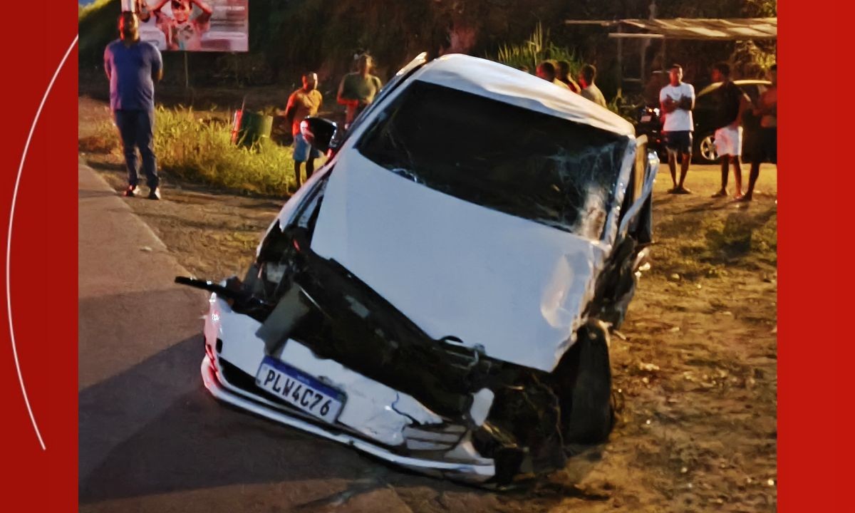 Motorista morre após colisão frontal entre carro e caminhão-tanque na BR-101