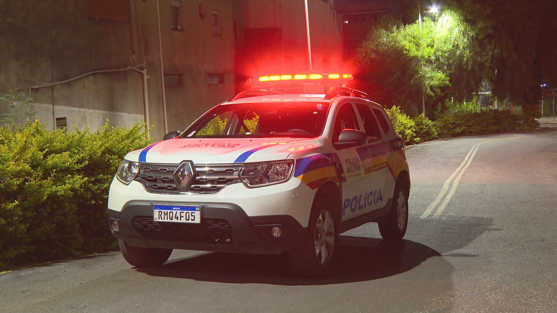 Casal é encontrado morto a facadas dentro de casa em Pouso Alegre após denúncia de violência doméstica