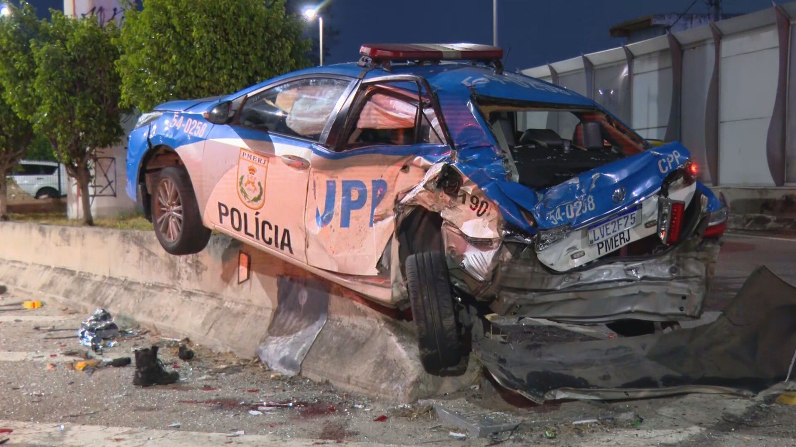 Motorista bate em viatura e mata PM atropelada na Zona Norte do Rio; outro agente ferido foi encaminhado ao hospital