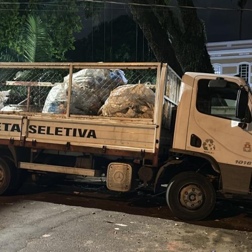 Cocaína avaliada em milhões é apreendida em caminhão de coleta seletiva no litoral de SP; trio é preso