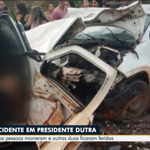 Acidente deixa dois mortos e dois feridos após carro invadir contramão e colidir com picape na BR-135, no MA